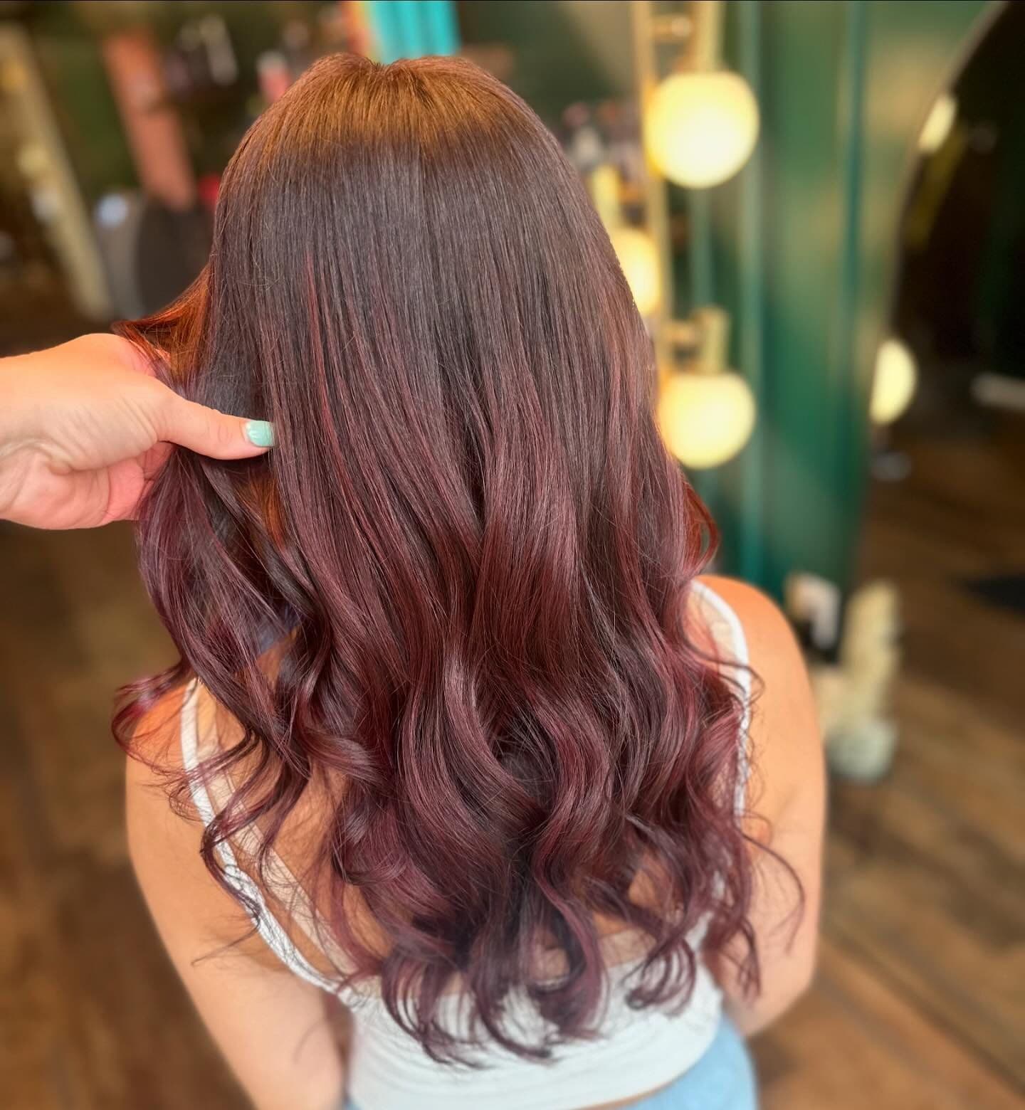 Rich dimensional red hair color by Hair Mafia